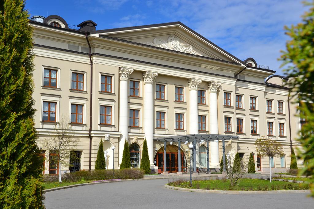 Volzhskaya Riviera Hotel Uglich Exterior foto